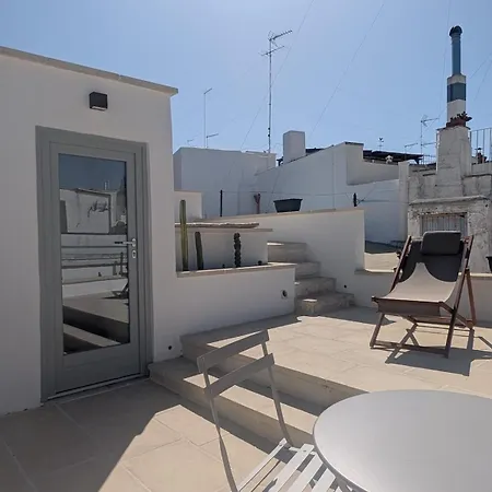 아파트 Prima Pietra Con Terrazza Panoramica 오스투니